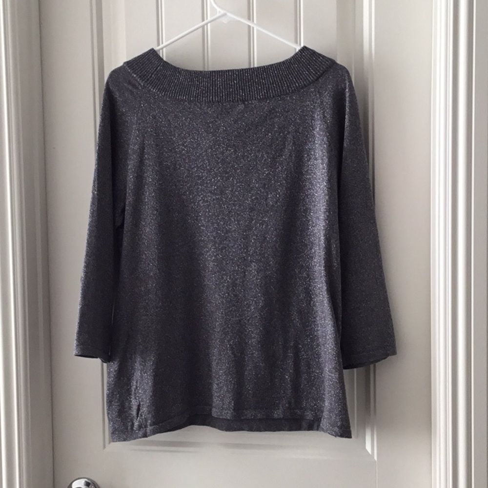Grey Sweater - Picture 4 of 4